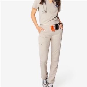 Figs Boulder Yola Scrub Pants